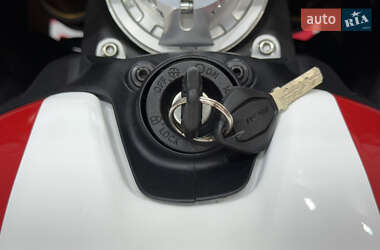 Спортбайк Ducati Panigale V2 2024 в 