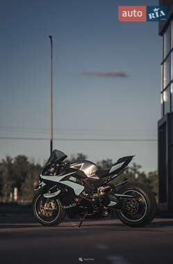 Спортбайк Ducati Panigale V4 2020 в 