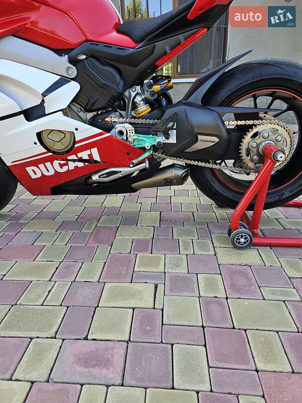 Спортбайк Ducati Panigale V4 2018 в Днепре
