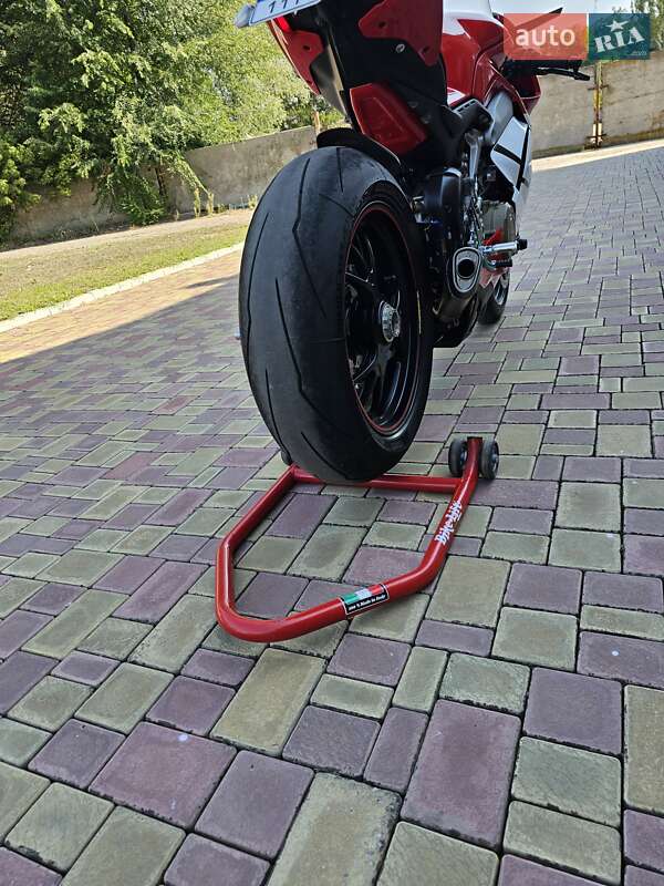 Спортбайк Ducati Panigale V4 2018 в Днепре