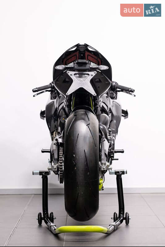 Спортбайк Ducati Panigale V4 2025 в Киеве