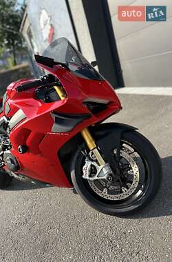 Спортбайк Ducati Panigale V4S 2020 в 