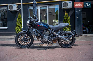 Скремблер Ducati Scrambler 2016 в 