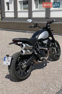 Скремблер Ducati Scrambler 2022 в 