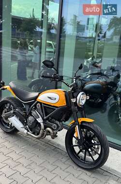 Скремблер Ducati Scrambler 2016 в 