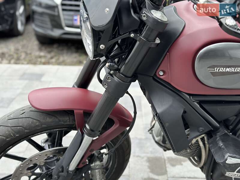 Кафе рейсер Ducati Scrambler 2018 в Києві