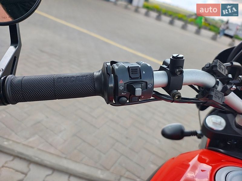 Скремблер Ducati Scrambler 2020 в Киеве фото 20 Скремблер Ducati Scrambler 2020 в Киеве