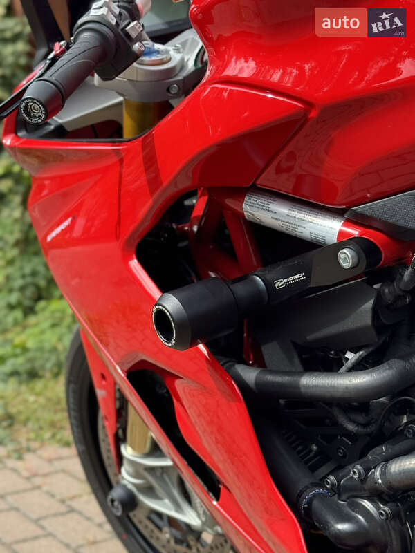 Спортбайк Ducati Supersport 2020 в Киеве фото 8 Спортбайк Ducati Supersport 2020 в Киеве
