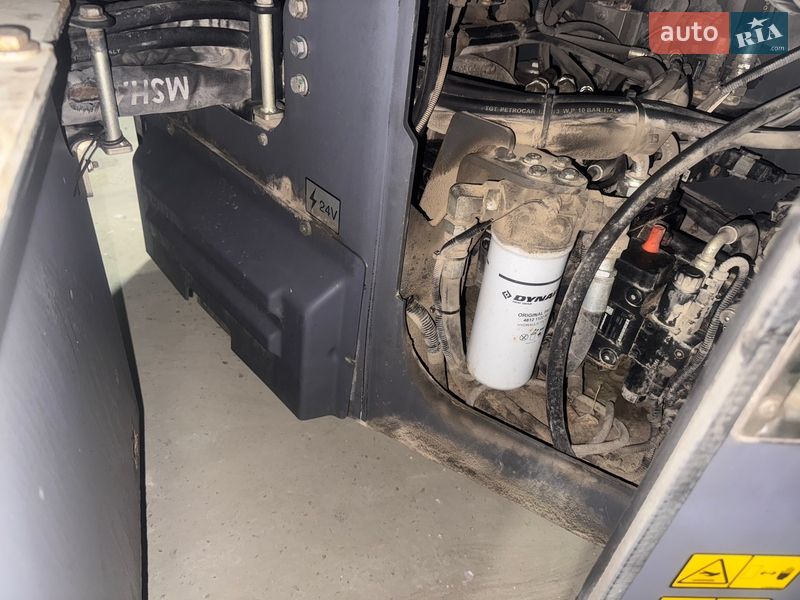 Дорожній каток Dynapac CC 2020 в Дніпрі