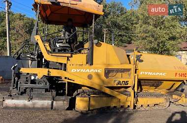 Асфальтоукладчик Dynapac F141 2005 в Днепре