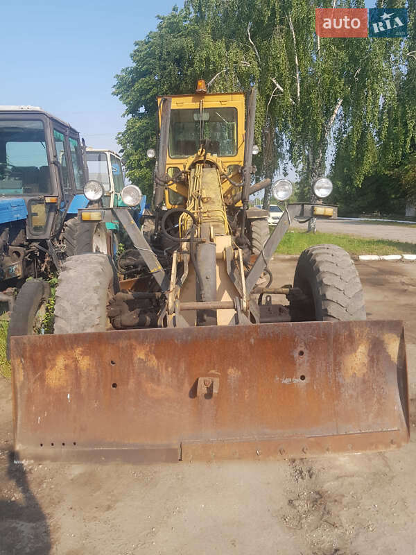 Автогрейдер ДЗ 122 1990 в Жовкве