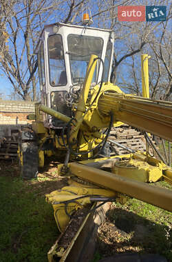 Автогрейдер ДЗ 143-1 1983 в Вознесенске