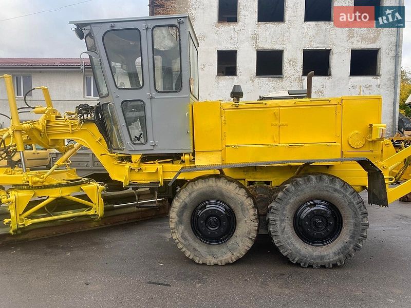 Автогрейдер ДЗ 143 1990 в Луцьку