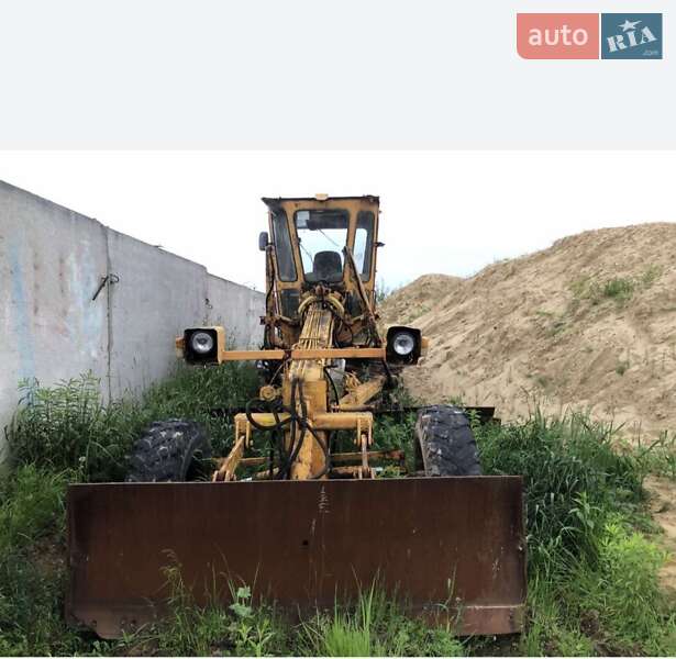 Автогрейдер ДЗ 180 1991 в Киеве