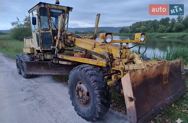 Автогрейдер ДЗ 180 1992 в Биківці