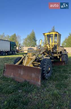 Автогрейдер ДЗ 180 1992 в Могилев-Подольске