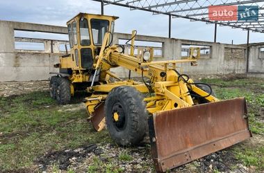 Автогрейдер ДЗ 180 1992 в Могилів-Подільському