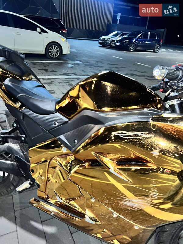 Спортбайк Electromoto EM Panigale 2025 в Луцке фото 24 Спортбайк Electromoto EM Panigale 2025 в Луцке