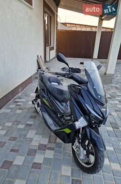 Скутер Electromoto Runpro 2025 в  фото 9 Скутер Electromoto Runpro 2025 в