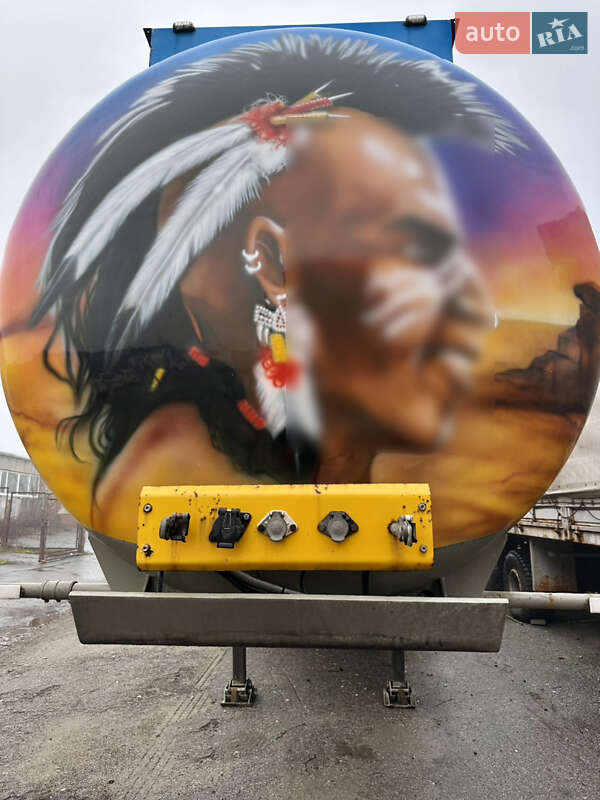 Цистерна напівпричіп ENERCO NC-32X 1999 в Хмельницькому