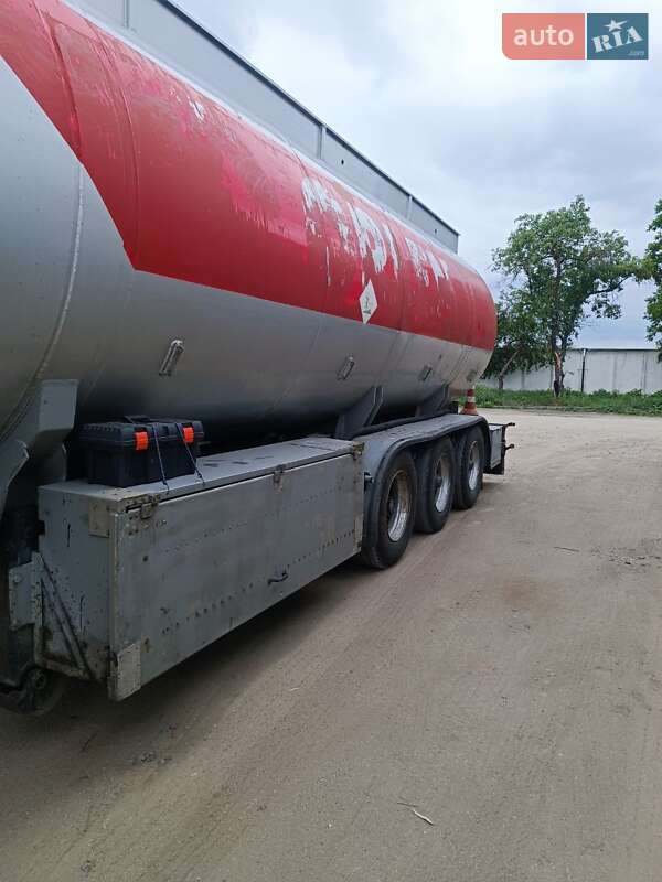 Цистерна полуприцеп ENERCO NС 1993 в Броварах