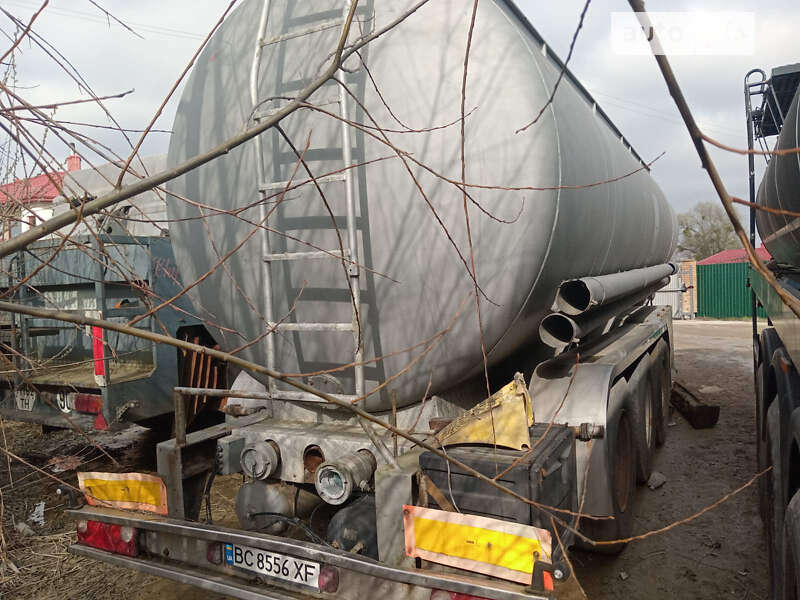 Цистерна напівпричіп ENERCO NZ 1993 в Львові