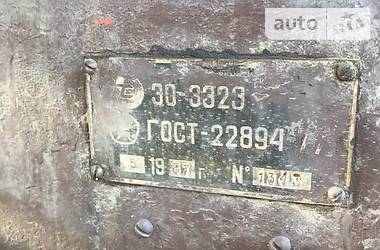 Экскаватор погрузчик ЭО 3323 1987 в Чернигове