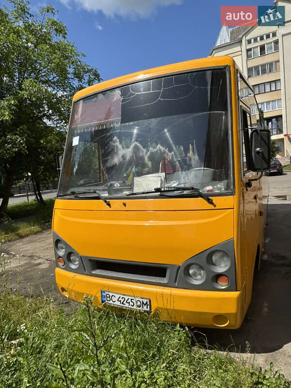 Пригородный автобус EOS Coach 2008 в Дрогобыче