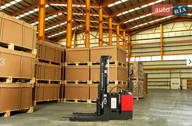 Штабелер EP Equipment ES 2023 в Киеве