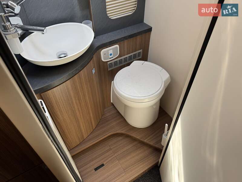 Мобільний будинок Eura Mobil Contura 766E 2021 в Рівному