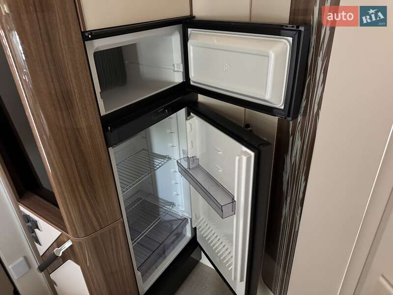 Мобільний будинок Eura Mobil Contura 766E 2021 в Рівному