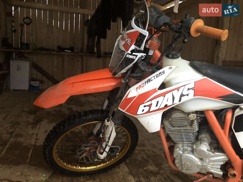 Мотоцикл Позашляховий (Enduro) Exdrive Profactory 2022 в Чернівцях