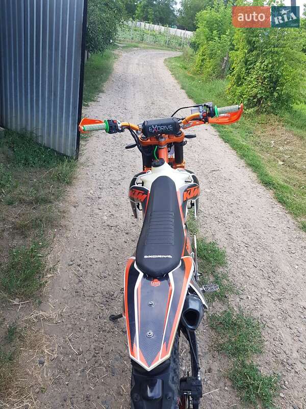 Мотоцикл Кросс Exdrive Profactory 2022 в Черновцах фото 10 Мотоцикл Кросс Exdrive Profactory 2022 в Черновцах