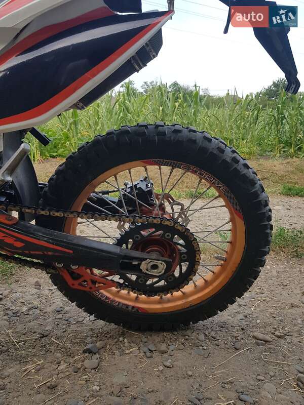 Мотоцикл Кросс Exdrive Profactory 2022 в Черновцах фото 5 Мотоцикл Кросс Exdrive Profactory 2022 в Черновцах