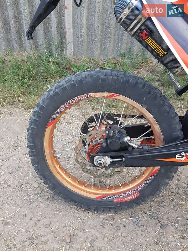 Мотоцикл Кросс Exdrive Profactory 2022 в Черновцах фото 4 Мотоцикл Кросс Exdrive Profactory 2022 в Черновцах