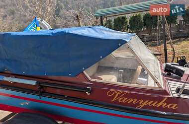 Катер Fairline Phantom 1986 в Залещиках
