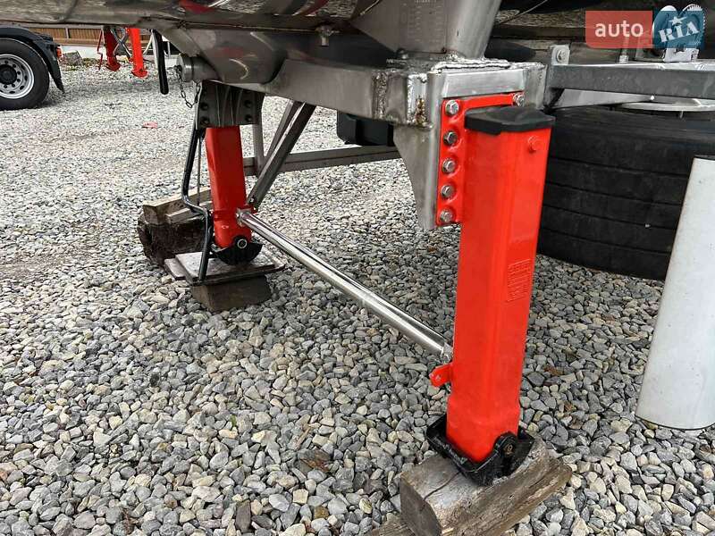 Цистерна Farcinox FX-312 2001 в Золочеве