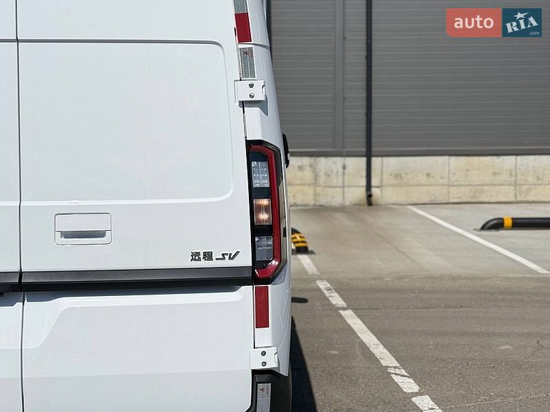 Грузовой фургон Farizon Supervan 2025 в Киеве