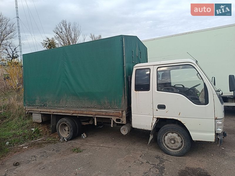 Грузовой фургон FAW 1041 2006 в Яготине