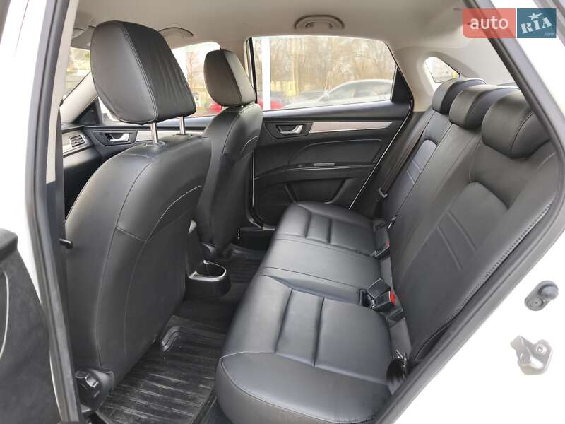 Седан FAW B30 2019 в Днепре