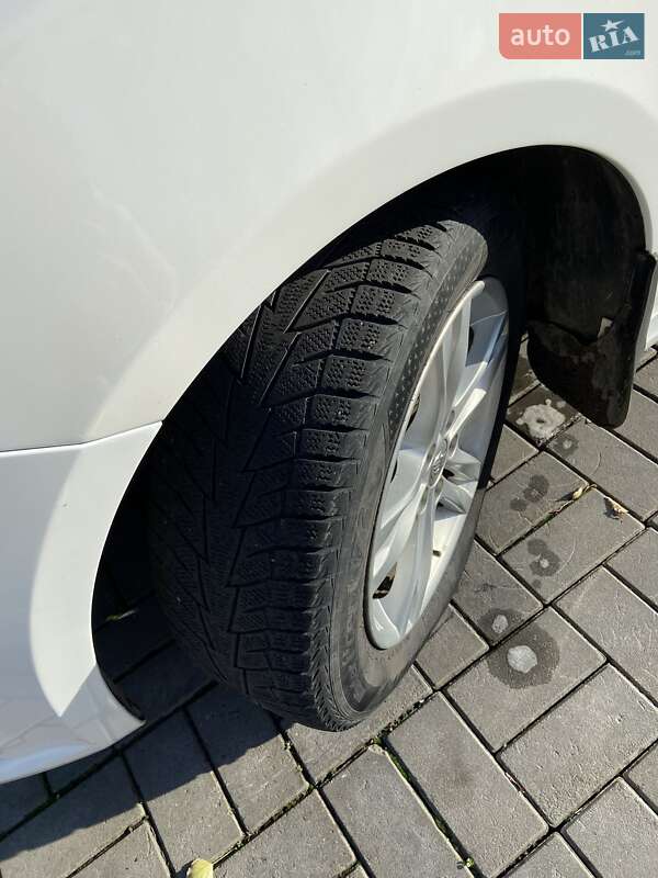 Седан FAW B30 2019 в Покрове