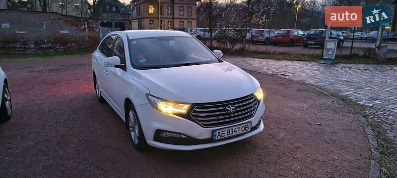 Седан FAW B30 2019 в Черновцах