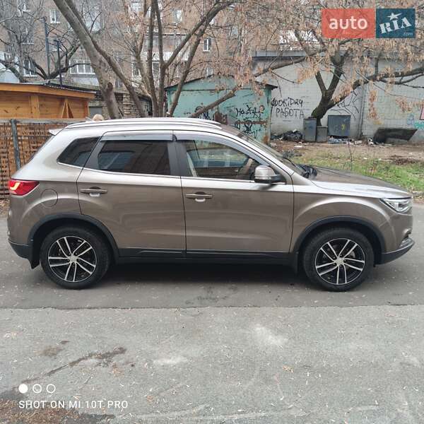 Внедорожник / Кроссовер FAW Besturn X40 2020 в Киеве фото 3 Внедорожник / Кроссовер FAW Besturn X40 2020 в Киеве