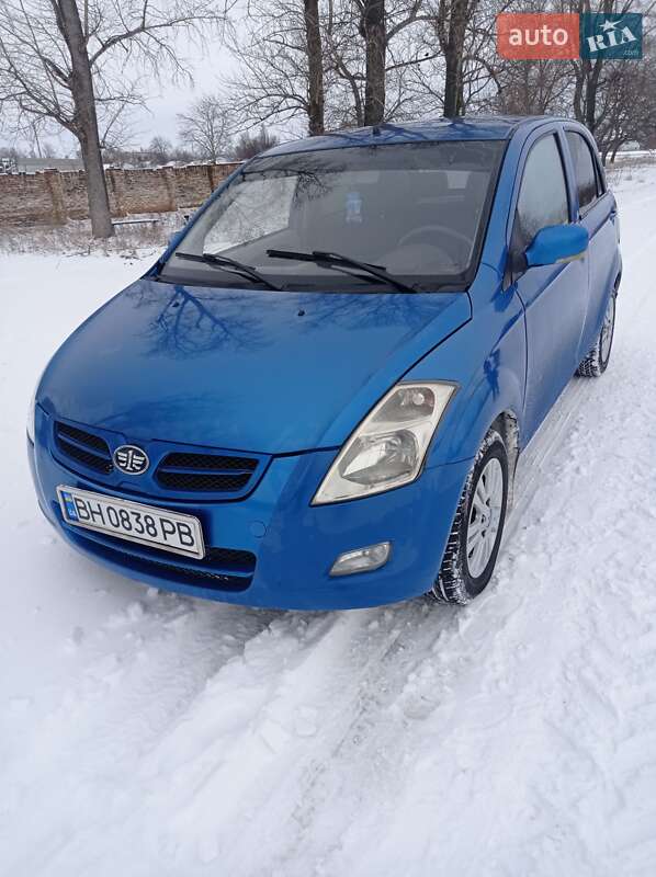Хетчбек FAW V2 2013 в Любашівці