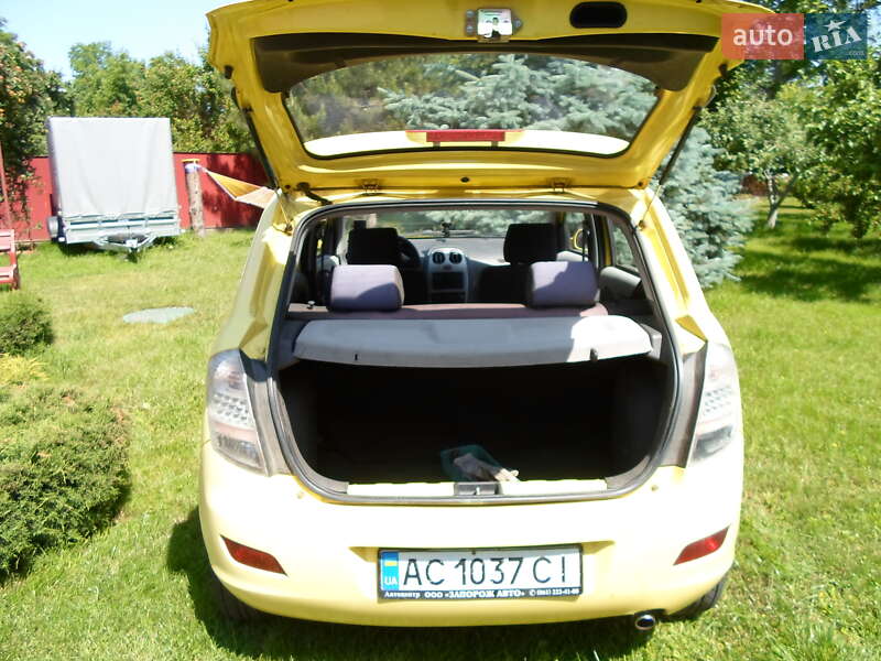 Хэтчбек FAW V2 2013 в Луцке фото 5 Хэтчбек FAW V2 2013 в Луцке