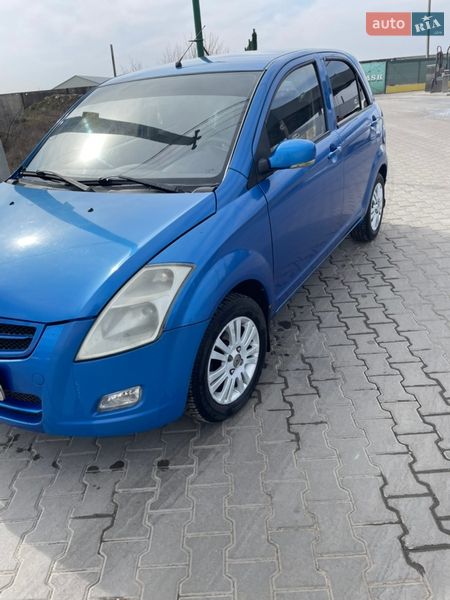 Хэтчбек FAW V2 2013 в Любашевке