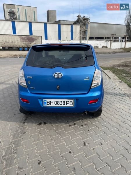 Хэтчбек FAW V2 2013 в Любашевке