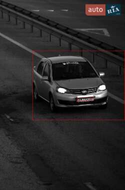 Седан FAW V5 2013 в 