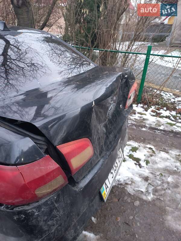 Седан FAW V5 2013 в Коломые