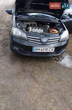 Седан FAW V5 2013 в 